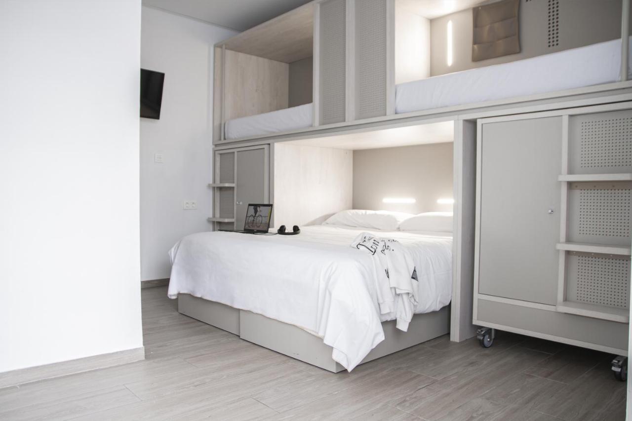 Room00 Salvador